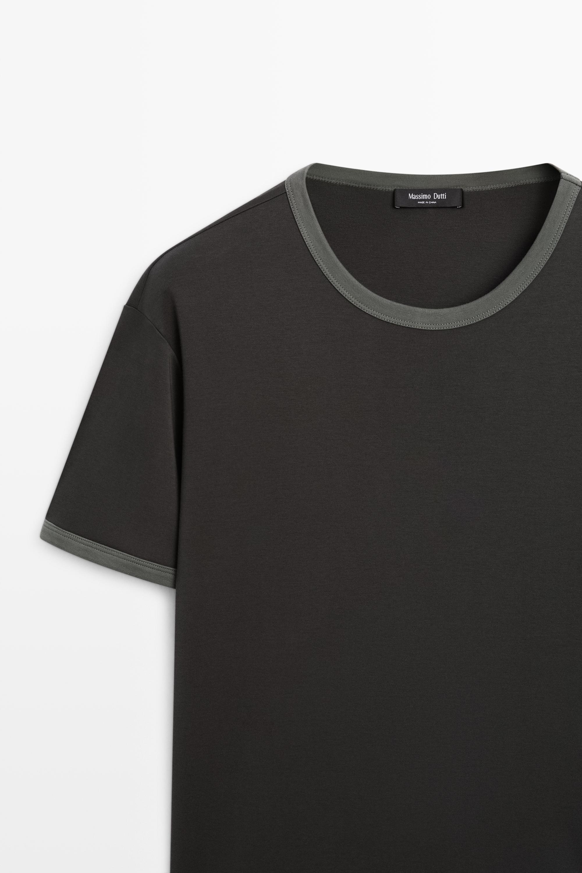 100% cotton contrast neck T-shirt